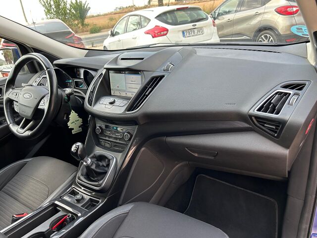 FORD KUGA TITANIUM 4X4 2.0 TDCI SPANISH LHD IN SPAIN 65000 MILES SUPER 2017